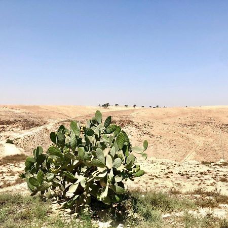 רגע של חסד Arad Exterior foto